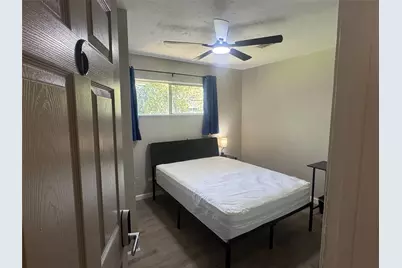 5838 Reed Road, Houston, TX 77033 - Photo 9
