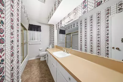 2627 Anniston Drive, Houston, TX 77080 - Photo 37