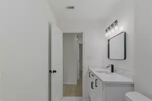 2111 Briar Ln, La Marque, TX 77568 - Photo 9