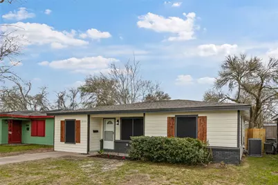 2111 Briar Lane, La Marque, TX 77568 - Photo 3