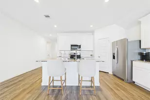 4206 Butler Pt Ln, League City, TX 77573 - Photo 9