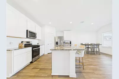 4206 Butler Point Lane, League City, TX 77573 - Photo 11