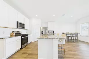 4206 Butler Pt Ln, League City, TX 77573 - Photo 11