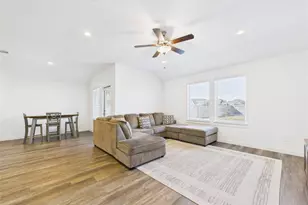 4206 Butler Pt Ln, League City, TX 77573 - Photo 17