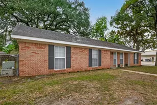 5615 Beechnut St, Houston, TX 77096 - Photo 3