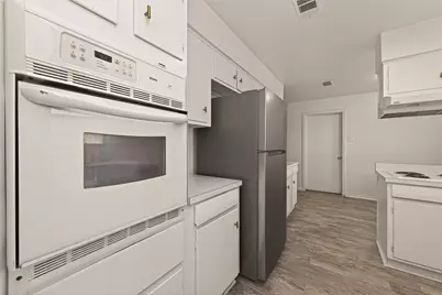 5615 Beechnut Street, Houston, TX 77096 - Photo 23