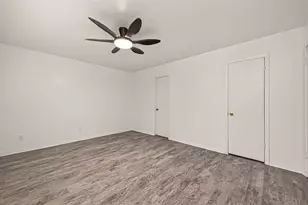 5615 Beechnut St, Houston, TX 77096 - Photo 39