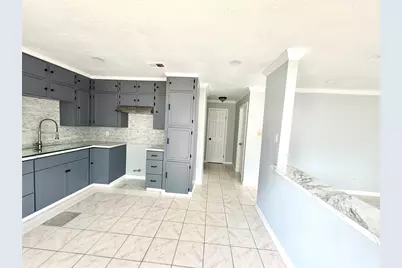 718 Blue Rock Court, Houston, TX 77060 - Photo 9