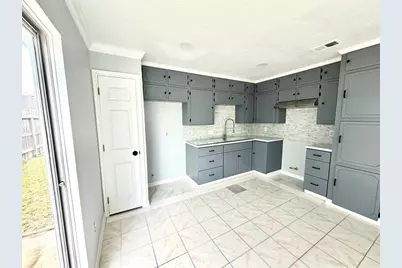 718 Blue Rock Court, Houston, TX 77060 - Photo 7