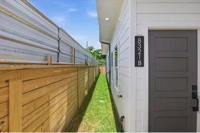 8321-8323 Observatory Street #A/B, Houston, TX 77088 - Photo 33