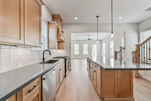 2519 S Houston Ave, Pearland, TX 77581 - Photo 15