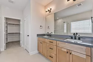 2519 S Houston Ave, Pearland, TX 77581 - Photo 27