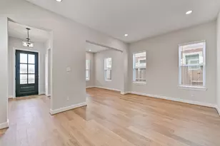 2519 S Houston Ave, Pearland, TX 77581 - Photo 7