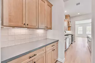 2519 S Houston Ave, Pearland, TX 77581 - Photo 21