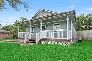 4412 Nicholini St, Dickinson, TX 77539 - Photo 3