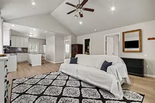 4412 Nicholini St, Dickinson, TX 77539 - Photo 9
