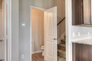 9517 Yellow Rose Dr, Texas City, TX 77591 - Photo 7