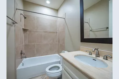 631 Live Oak Street, Houston, TX 77003 - Photo 5