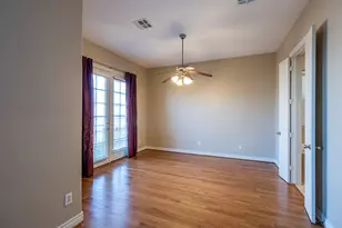 631 Live Oak St, Houston, TX 77003 - Photo 25