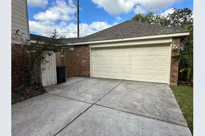3202 Clayton Woods Drive, Houston, TX 77082 - Photo 41