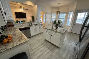 3202 Clayton Woods Dr, Houston, TX 77082 - Photo 9