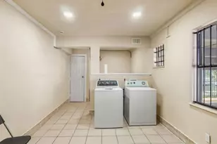 2819 Berry St, Houston, TX 77004 - Photo 11