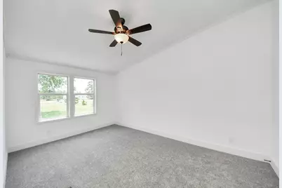 11735 E Old Oak Trail, Willis, TX 77378 - Photo 15