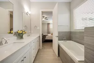 4450 W Tidwell Rd, Houston, TX 77091 - Photo 15