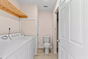 909 Tarpey Rd, Texas City, TX 77591 - Photo 17