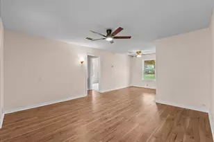 909 Tarpey Rd, Texas City, TX 77591 - Photo 9