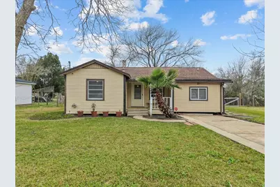 909 Tarpey Road, Texas City, TX 77591 - Photo 1