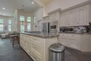 26 Spiceberry Pl, The Woodlands, TX 77382 - Photo 19