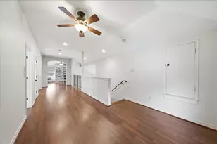 11211 Greenwillow St, Houston, TX 77035 - Photo 25