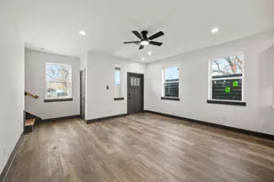 7818 Hanfro Ln, Houston, TX 77088 - Photo 21