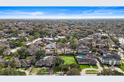 5531 S Braeswood Boulevard, Houston, TX 77096 - Photo 11