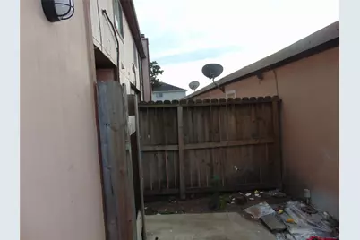 12300 Brookglade Circle #74, Houston, TX 77099 - Photo 9