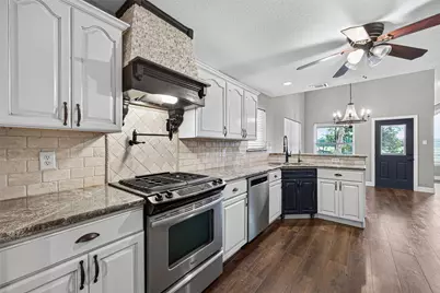 3903 Dawn Lane, Richmond, TX 77406 - Photo 7