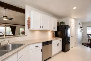 19214 Winding Branch Dr, Katy, TX 77449 - Photo 9
