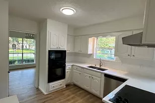 9718 Truscon Dr, Houston, TX 77080 - Photo 5