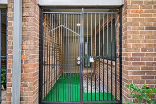 1114 Augusta Dr, Houston, TX 77057 - Photo 3