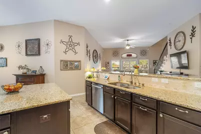 4701 Salinas Lane, League City, TX 77573 - Photo 17