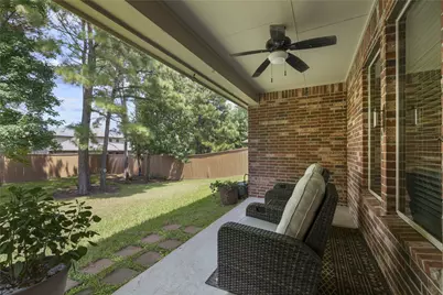 1514 Holly Chase Court, Conroe, TX 77384 - Photo 5