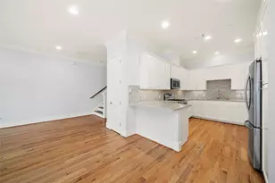 4031 Bellefontaine St, Houston, TX 77025 - Photo 9