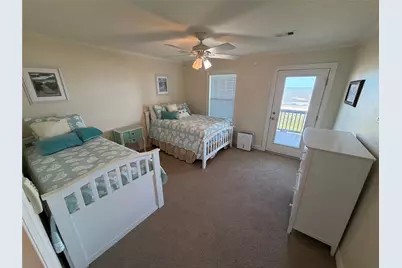 3180 Gulf Castle Drive, Crystal Beach, TX 77650 - Photo 33