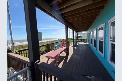 3180 Gulf Castle Drive, Crystal Beach, TX 77650 - Photo 7