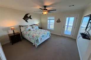 3180 Gulf Castle Dr, Crystal Beach, TX 77650 - Photo 31