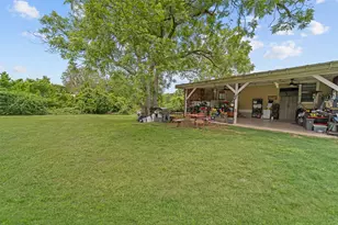 202 Sweed St, Brenham, TX 77833 - Photo 21