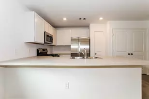423 Jewett Meadow Dr, Magnolia, TX 77354 - Photo 5