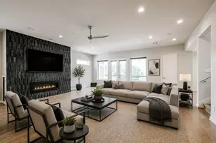 711 W Clay St, Houston, TX 77019 - Photo 13