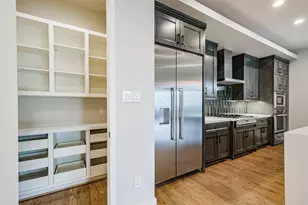 711 W Clay St, Houston, TX 77019 - Photo 17